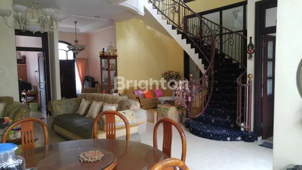 image RUMAH CANTIK TERAWAT SIAP HUNI DI BALIKPAPAN BARU ARIZONA (8)