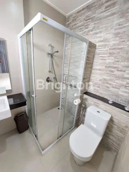 image TURUN HARGA JUAL CEPAT RUMAH SIAP HUNI NEW BRAND FULL FURNISH DI SEDAYU CITY (4)