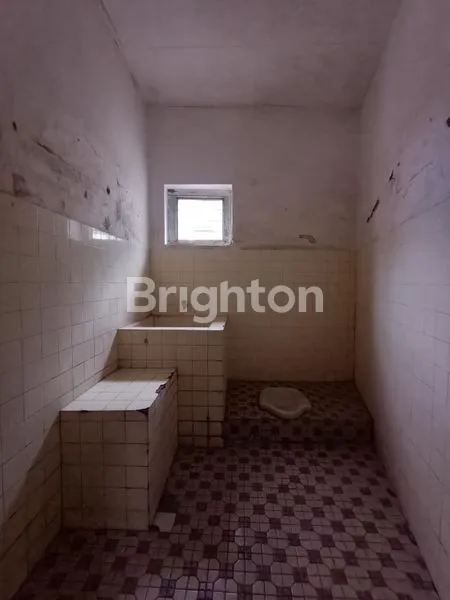 image RUMAH PUSAT KOTA AREA BUAH BUAHAN SIMPANG LANGSEP MALANG (3)