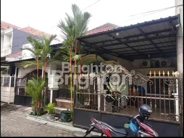 image RUMAH SIAP HUNI PERUMAHAN PURI INDAH  SEBELAH SAMSAT DAN POLRES SIDOARJO (1)