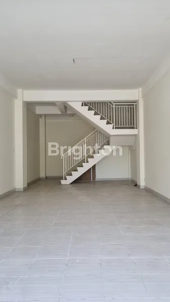 image RUKO PUNCAK DHARMAHUSADA LOKASI STRATEGIS SIAP PAKAI (2)