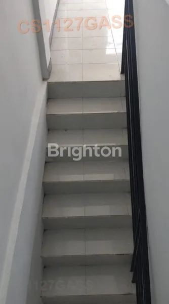 image RUKO GUNUNG ANYAR HANYA 1M AN SIAP PAKAI COCOK UNTUK USAHA DEKAT RAYA MERR (2)