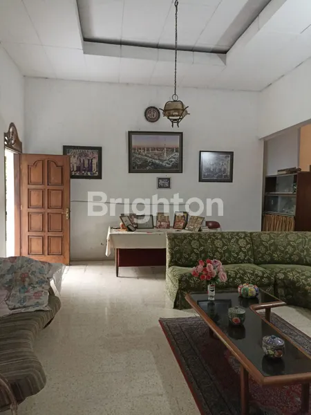 image RUMAH SHM KETINTANG WIYATA SURABAYA SELATAN (2)