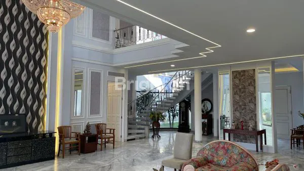 image LUXURY HOUSE AMERICAN STYLE IN DENPASAR BALI (10)