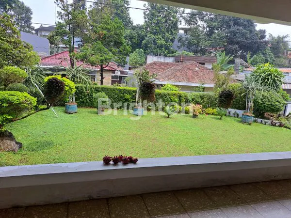 image RUMAH CANTIK ASRI DAN STRATEGIS DEKAT DENGAN MALL PVJ BANDUNG  (7)