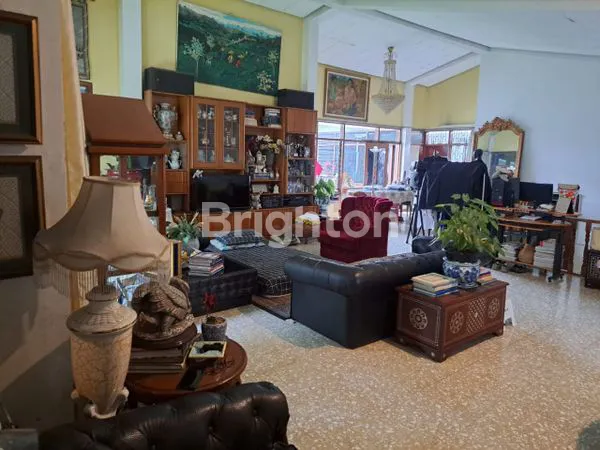 image RUMAH CANTIK DAN ASRI DI BANDUNG UTARA  (2)