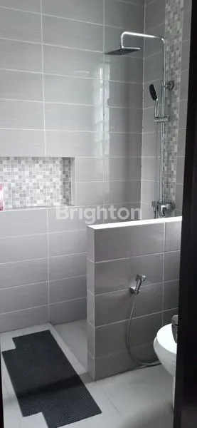 image RUMAH CANTIK DENGAN HALAMAN LUAS DI BANDUNG UTARA  (2)