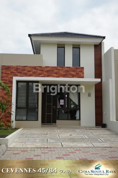 image RUMAH BARU NYAMAN SEJUK VIEW PERBUKITAN STRATEGIS DILENGKAPI CLUB HOUSE (1)