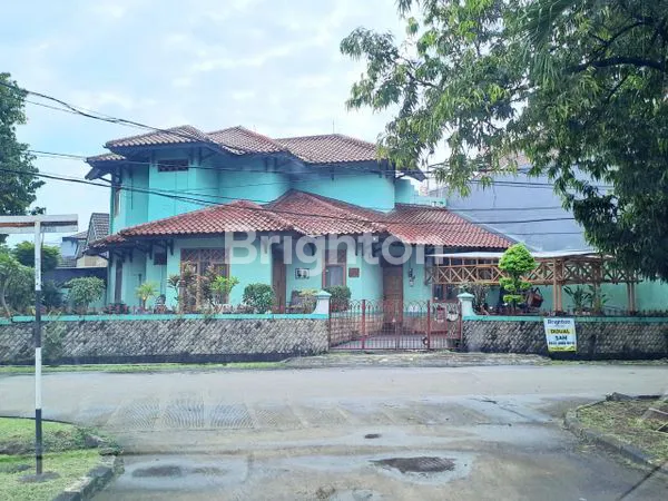 image RUMAH 2 LANTAI  JATIWARINGIN ASRI JAKARTA TIMUR (5)
