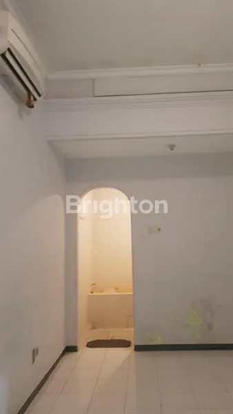 image RUMAH 1.5 LANTAI LT 153 DI RUNGKUT MAPAN BARAT (6)