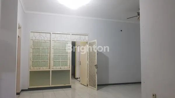 image RUMAH 1.5 LANTAI LT 153 DI RUNGKUT MAPAN BARAT (5)