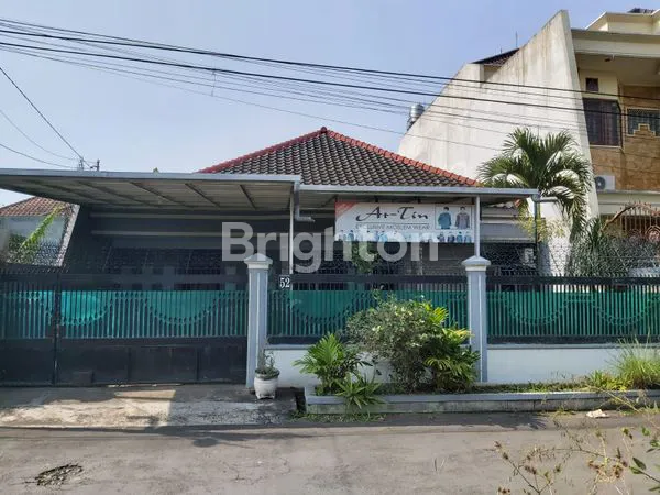 image RUMAH DI TAMAN BOROBUDUR AGUNG KOTA MALANG (1)