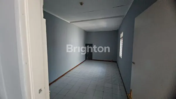 image 1,075 M NEGO, RUMAH SECOND TERAWAT, BUKIT PALMA SURABAYA (3)