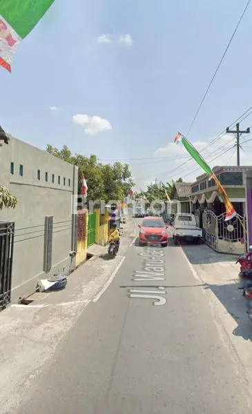 image RUMAH STRATEGIS PINGGIR JALAN BEBAS BANJIR ALTERNATIF 2 ARAH WARU-GENTAN BAKI (5)