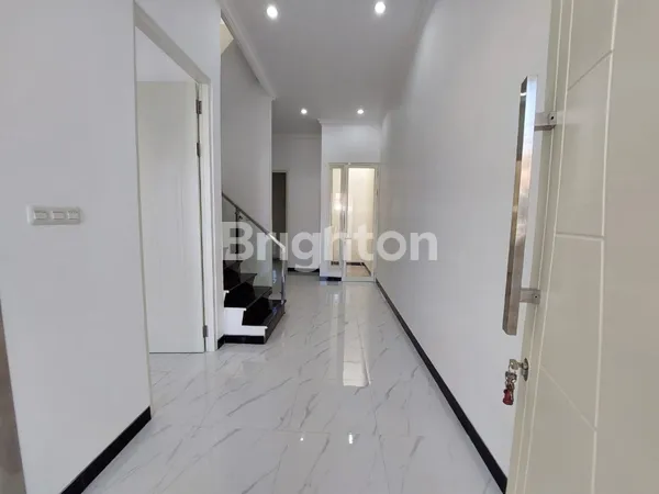 image RUMAH MINIMALIS DAN BARU 2 LT DI MULYOSARI SURABAYA (6)