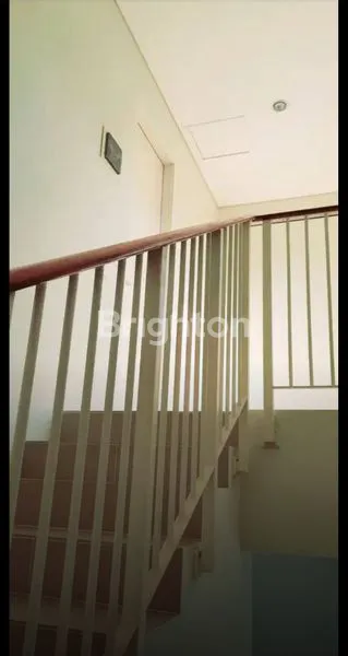 image RUMAH MINIMALIS SIAP HUNI TERAWAT NORTHWEST PARK CITRLAND SURABAYA BARAT (5)