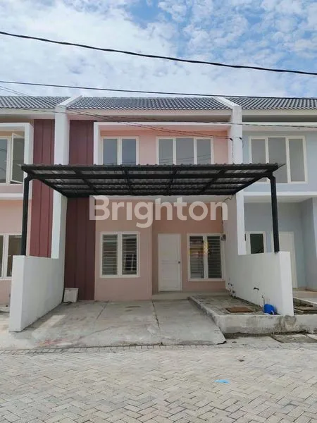 image RUMAH BARU GRESSS, BELUM DITEMPATI, TIDAK USAH INDEN ! JUAL GREEN MANSION JUANDA (1)