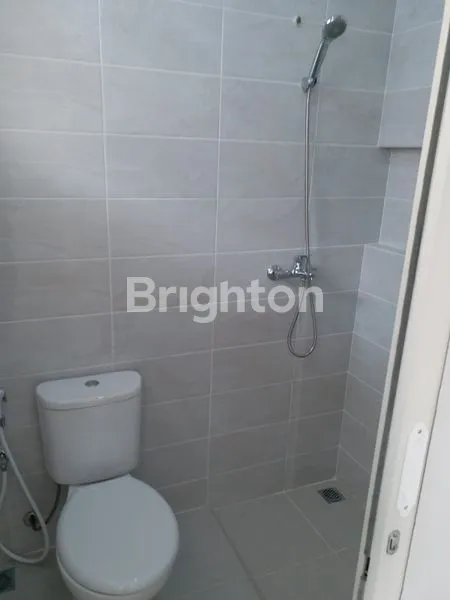 image RUMAH MINIMALIS BARU GRESS 2 LANTAI SURABAYA BARAT LAKAR SANTRI  (5)