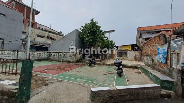 TANAH UNTUK USAHA KONTRAKAN DI UTAN KAYU MATRAMAN JAKARTA TIMUR