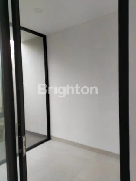 image RUMAH BARU GRESS DESAIN MODERN DI TENGAH KOTA BANDUNG, HARGA DI BAWAH 2M (3)