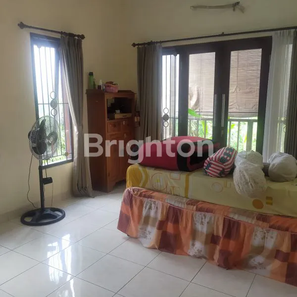 image RUMAH 2 LANTAI, 3KT & GARDEN LUAS + TANAH KOSONG 350M² DI KEROBOKAN (5)