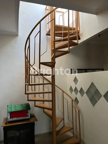 image HUNIAN NYAMAN RUMAH KLAMPIS SEMOLO TIMUR LOKASI STRATEGIS (2)