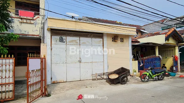 image BANGUNAN MINIMALIS DI VILLA BALARAJA (1)