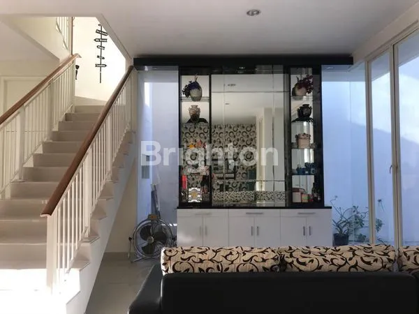 image JUAL / SEWA RUMAH 2LANTAI MALIBU BEACH-PALM BEACH PAKUWON CITY (2)