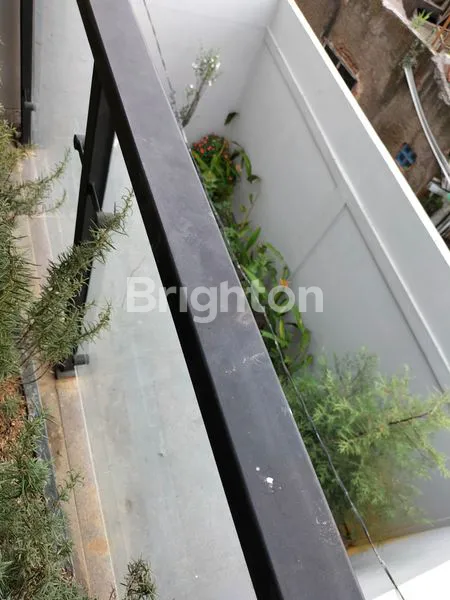 image RUMAH BARU KEREN, TENGAH KOTA BANDUNG HARGA DIBAWAH 2 M SAJA (2)