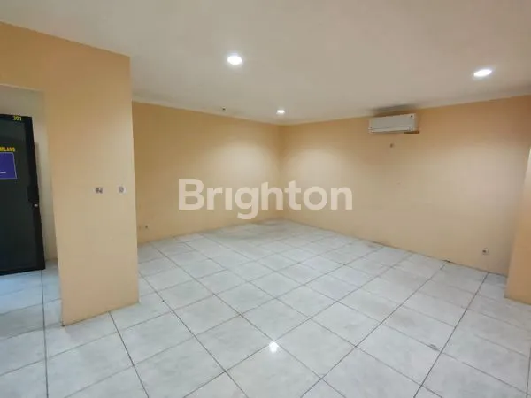 RUANG KANTOR TEBET LOKASI STRATEGIS
