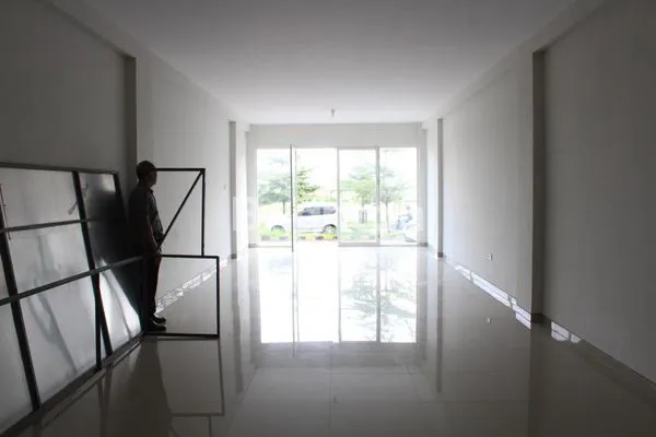 image RUKO BARU 3 LANTAI HADAP JALAN RAYA (4)