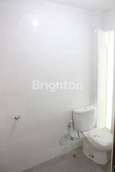 image RUKO BARU 3 LANTAI HADAP JALAN RAYA (6)