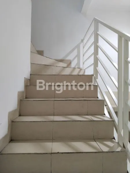 image RUKO 4,5 LANTAI BEBAS BANJIR LOKASI STRATEGIS PINGGIR JALAN RAYA TANJUNG DUREN (11)