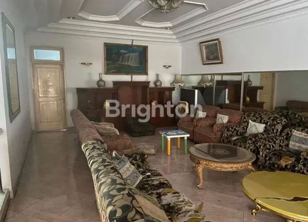 image RUMAH DI TENGAH KOTA BANDUNG 2 LANTAI STRATEGIS (3)