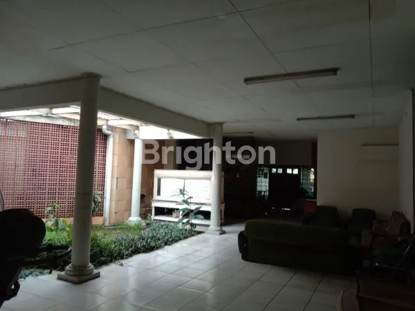 image TANAH DAN BANGUNAN KEBAYORAN LAMA (2)