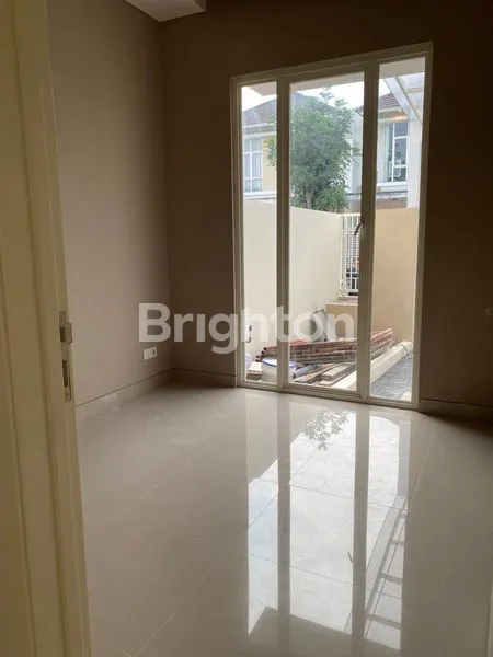 image RUMAH BARU GRESS 2 LT DI GRIYA GALAXY SURABAYA DEKAT MERR (3)
