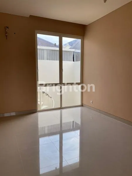 image RUMAH BARU GRESS 2 LT DI GRIYA GALAXY SURABAYA DEKAT MERR (6)