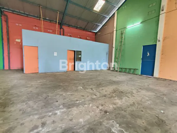 image GUDANG SIAP PAKAI DI SAMBI KEDIRI (3)