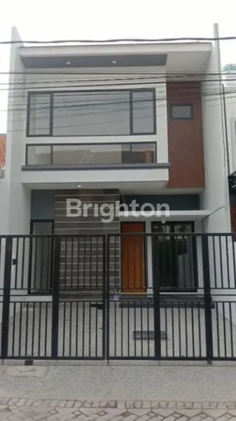 image RUMAH BARU KLAMPIS SEMOLO TENGAH (1)