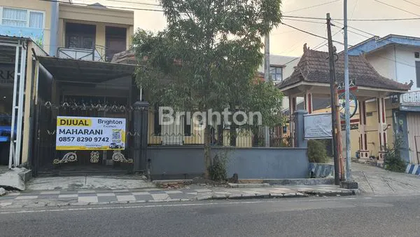 image RUMAH LT 1 DI NOL JALAN PROPINSI . CUKUP JALAN KAKI KE ALUN ALUN KOTA BATU (1)