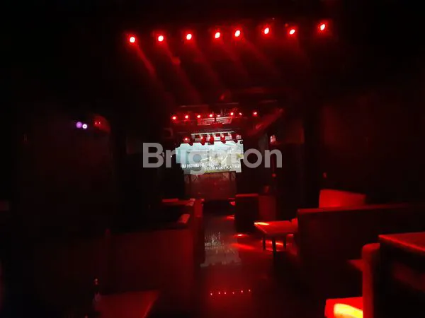 image RUKO 3 LANTAI BONUS TEMPAT KARAOKE FULL FURNISHED MASIH AKTIF BERJALAN (2)