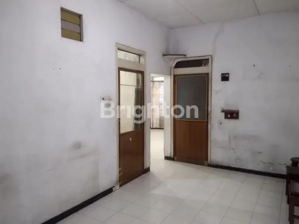 image RUMAH HITUNG TANAH KUTISARI INDAH BARAT (3)