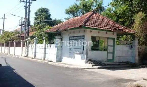 image TANAH DAN BANGUNAN BEKAS PABRIK WIYUNG GANG PASAR SURABAYA (4)