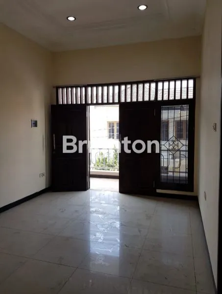 image RUMAH SIAP HUNI BABATAN PANTAIKENJERANSURABAYA TIMUR (4)