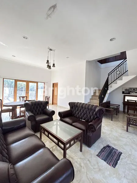 image RUMAH SEMI VILLA 3 BWDROOMS BERLOKASI DI KEROBOKAN (1)