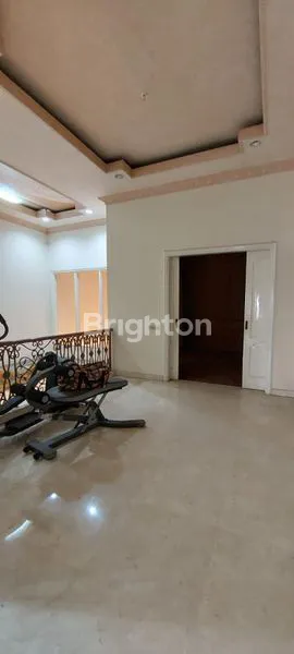 image RUMAH VILLA PERMATA GADING, KELAPA GADING, JAKARTA UTARA, MEWAH 2LT, SIAP HUNI (6)