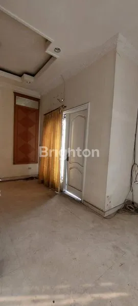 image RUMAH VILLA PERMATA GADING, KELAPA GADING, JAKARTA UTARA, MEWAH 2LT, SIAP HUNI (4)