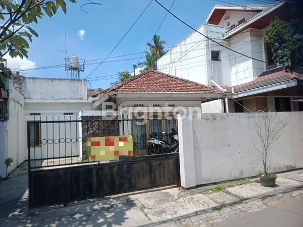 RUMAH KLASIK INVESTASI BAKAL CUAN AREA MASKOT TENGAH KOTA BANDUNG
