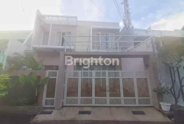 image RUMAH DENGAN PRIVATE POOL DI JL MOJOKLANGRU KIDUL SURABAYA  (1)