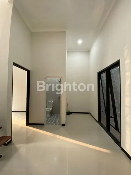 image DIJUAL VILLA CANTIK VIEW BAGUS DENGAN ROOFTOP (2)